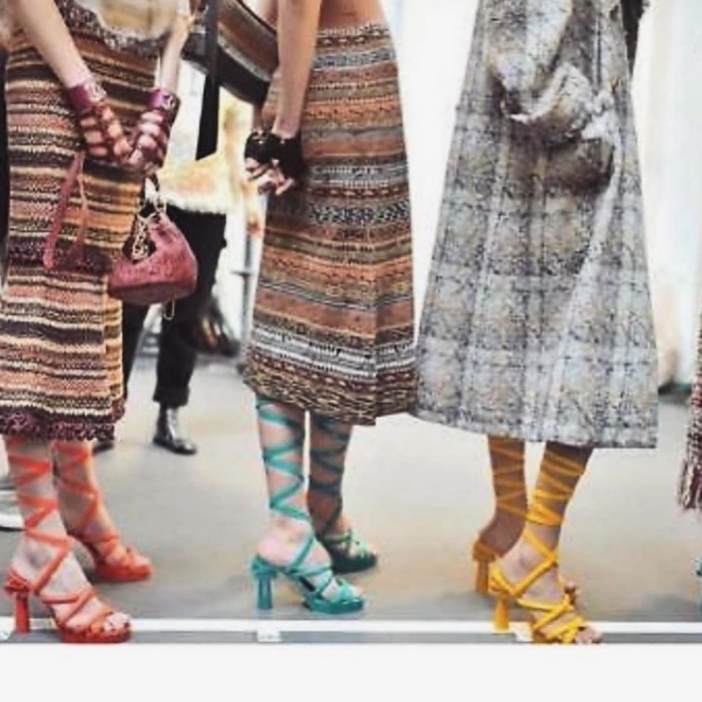 Chanel - Picture 3 of 3